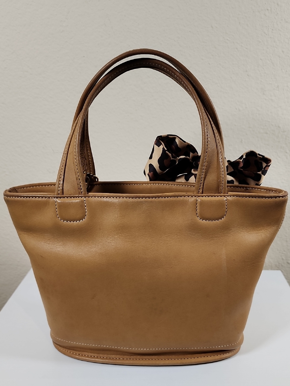 Vintage Coach Bleeker Small Basket #9301 - Picture 7 of 12
